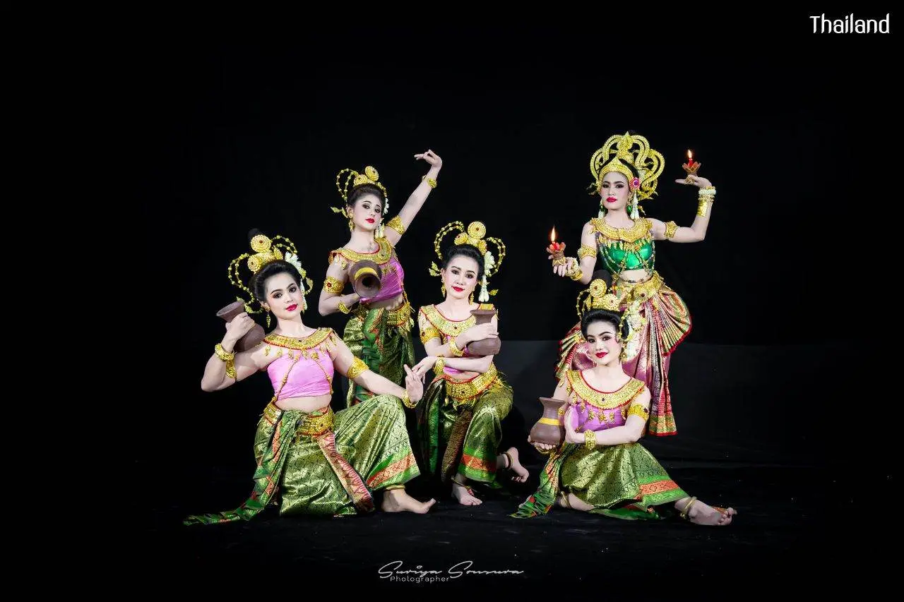 THAILAND ðđð | Creative Classical Thai Dance 23 "āļ§āļīāļāļīāļāļĢāļāļĪāļāļĒāļēāļĄāļāļāļĢāļēāļ§āļāļąāļĄāļĢāļļāļ"