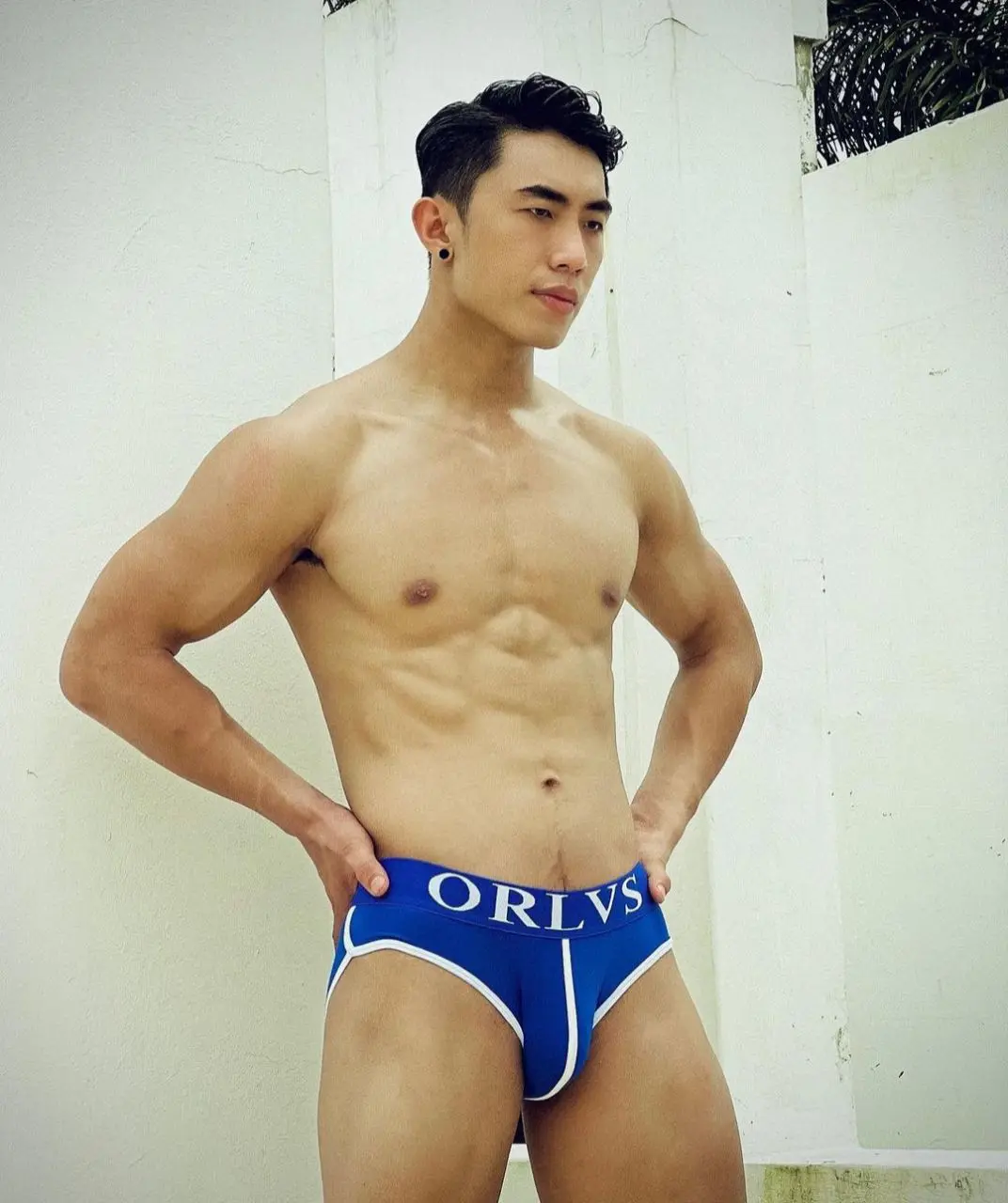 ดีต่อใจ#2501ผู้ชาย..สีน้ำเงิน