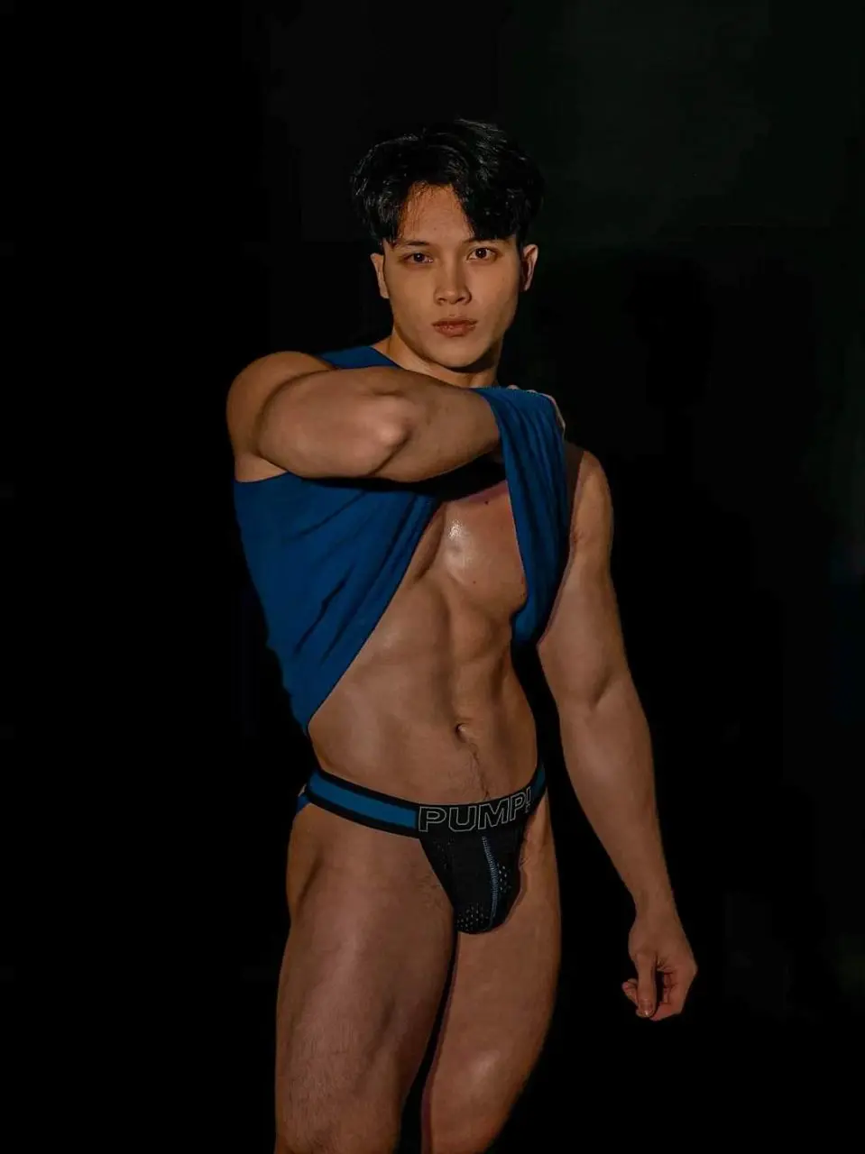 ดีต่อใจ#2501ผู้ชาย..สีน้ำเงิน