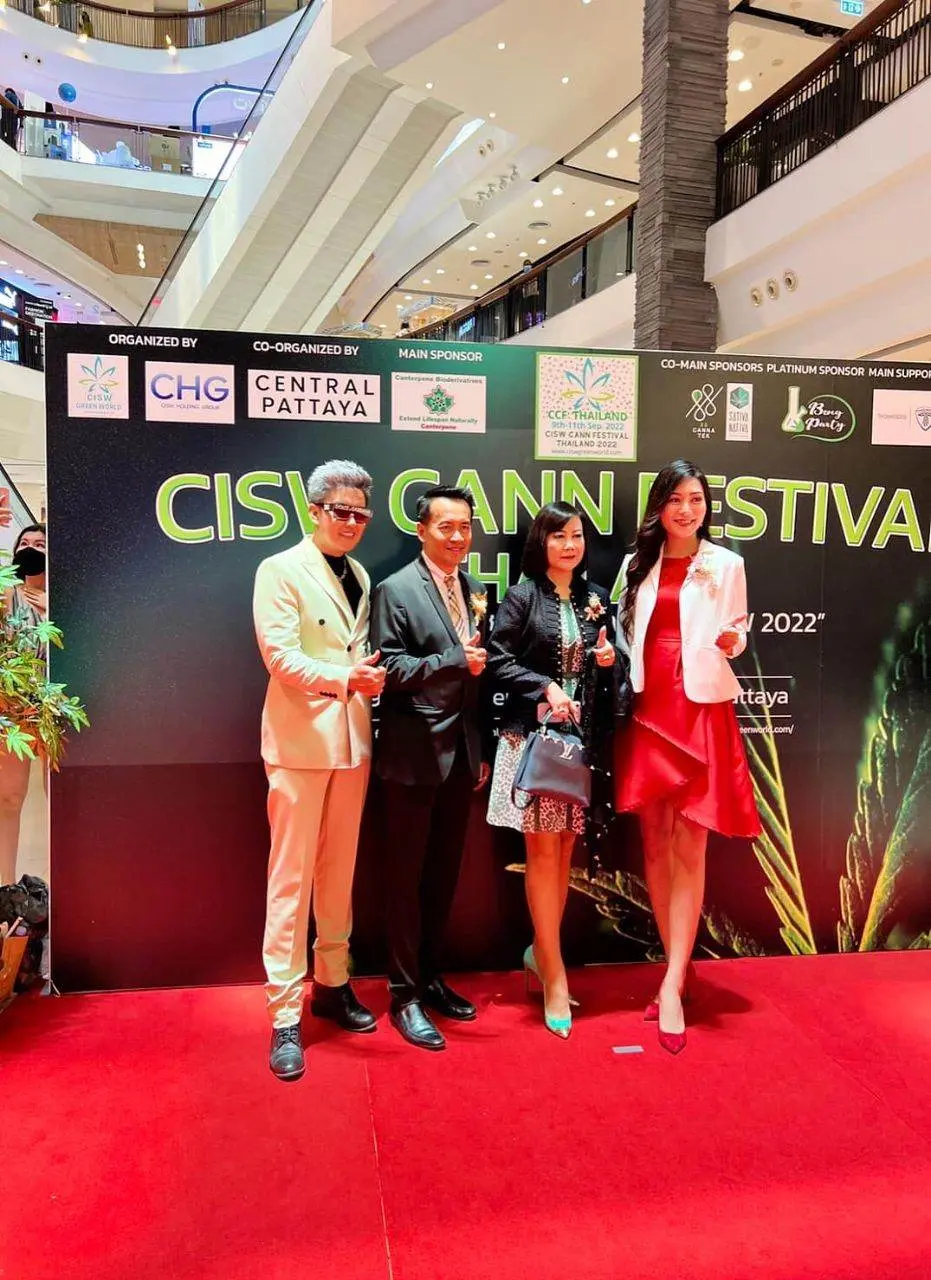 faydolce พิธีกรสายแฟ รับหน้าที่เป็นพิธีกร Miss canabis Thailand 2022
