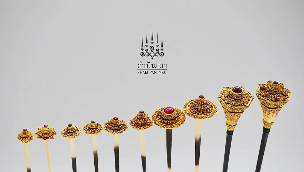หลากหลายช่องทางการเยี่ยมชมผลงาน IG : https://www.instagram.com/khampanmao FB : https://web.facebook.com/KHAMPANMAO  #รังสรรค์ผลงานด้วยใจรักเพื่อคุณ #คำปันเมา #KHAMPANMAO #เครื่องประดับอันชวนให้หลงใหล #เครื่องประดับโบราณ
