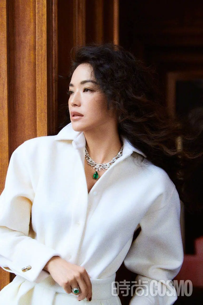 ShuQi @ Cosmopolitan China October 2022