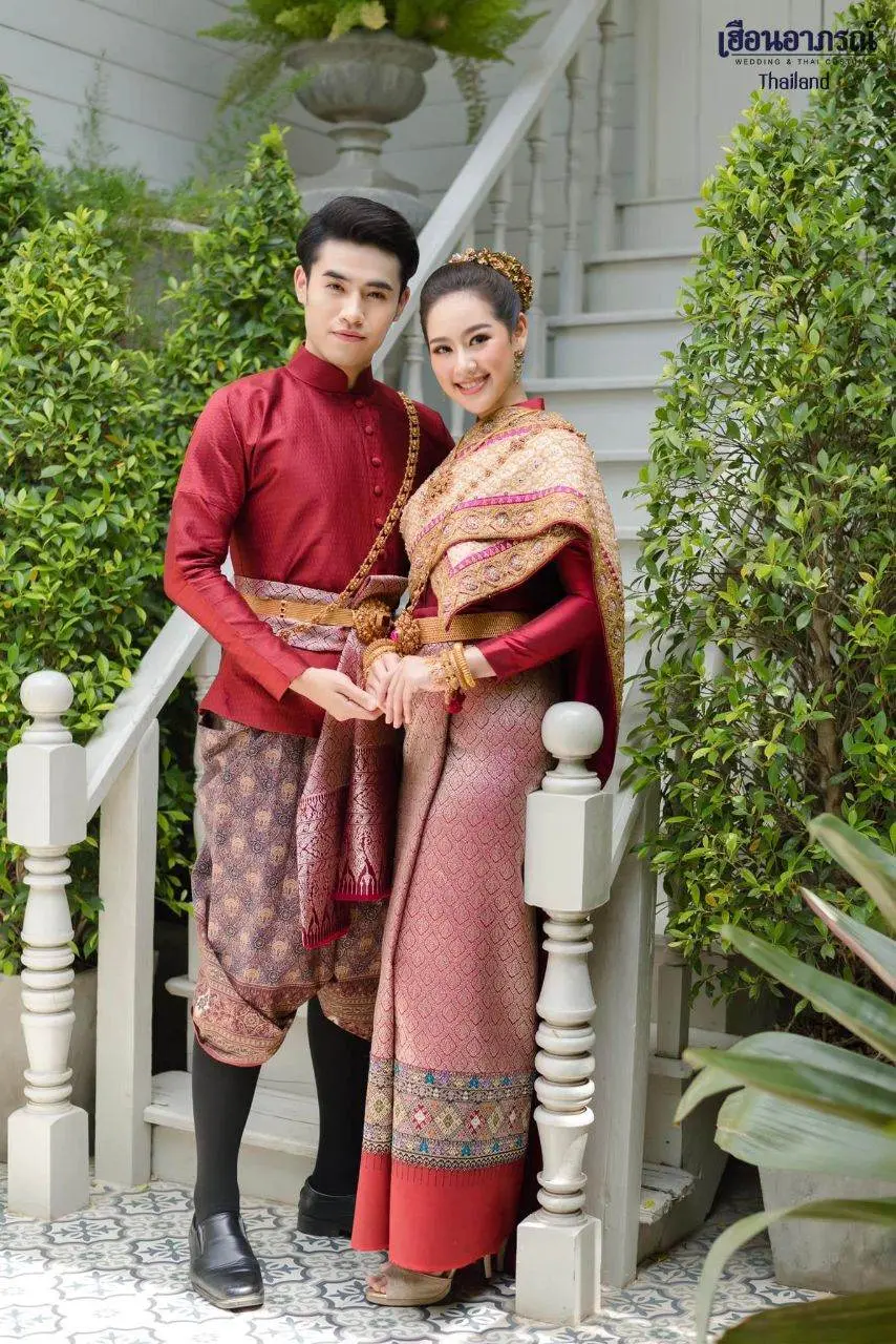 Lanna Traditional Costume: ชุดแต่งงานล้านนา | THAILAND 🇹🇭