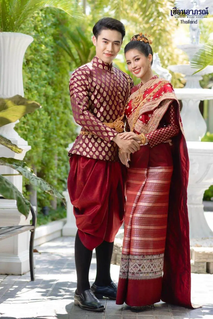 Lanna Traditional Costume: ชุดแต่งงานล้านนา | THAILAND 🇹🇭