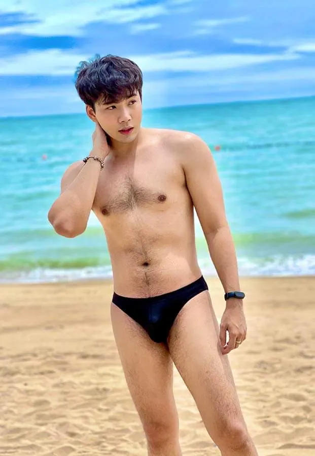 คลั่งเรือนกายชายหนุ่ม25