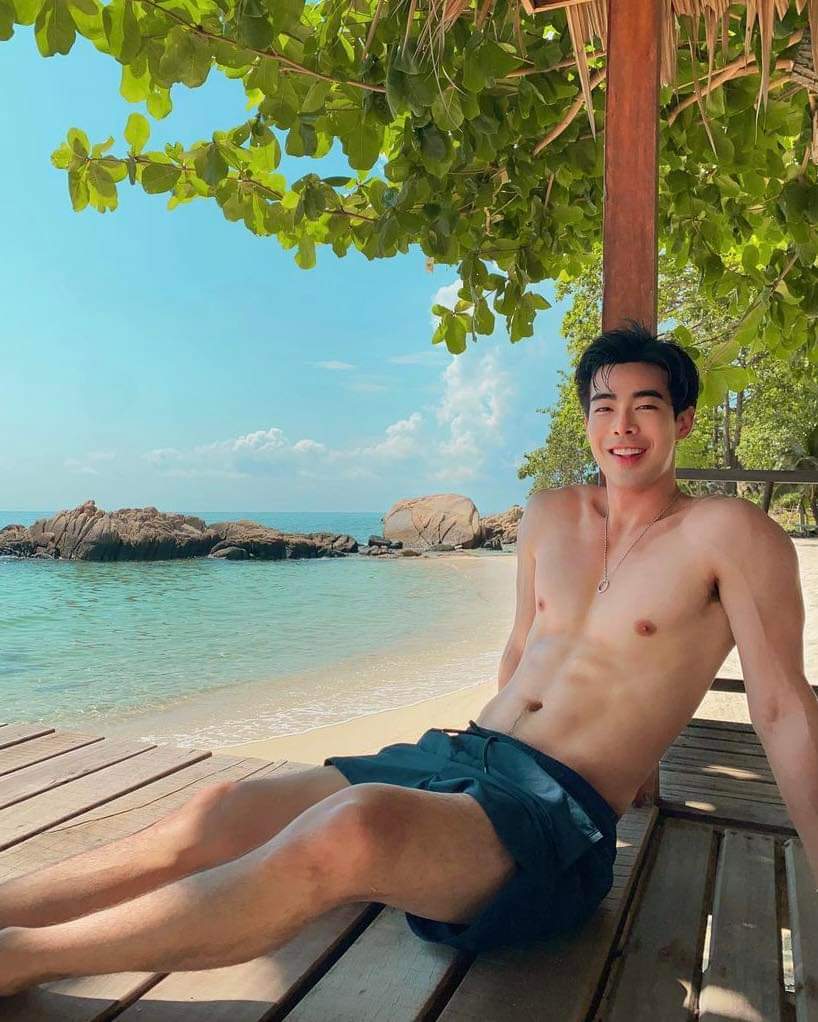 คลั่งเรือนกายชายหนุ่ม32