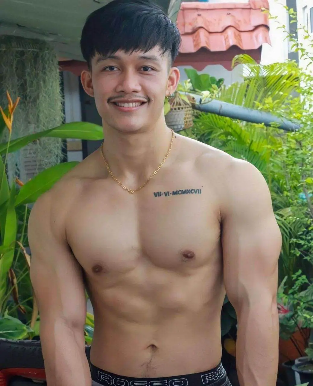 คลั่งเรือนกายชายหนุ่ม36