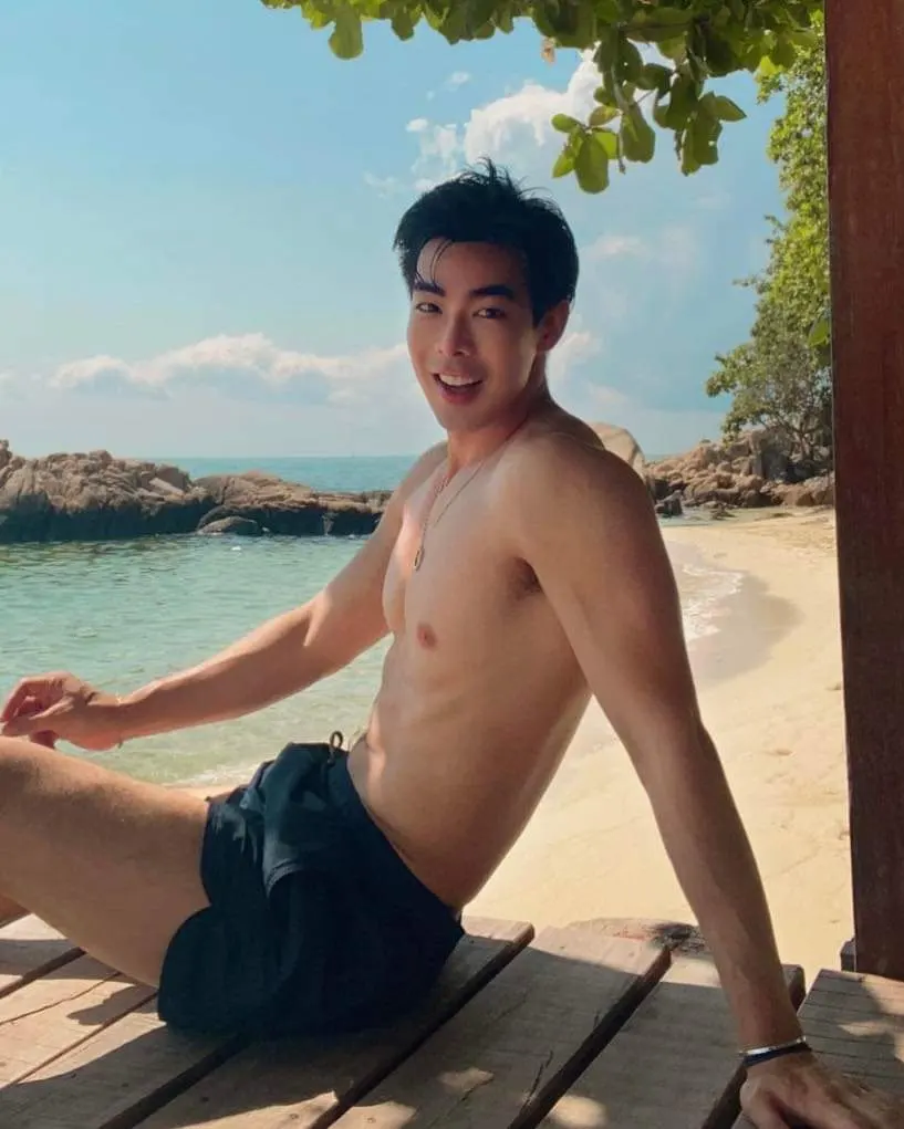 คลั่งเรือนกายชายหนุ่ม38