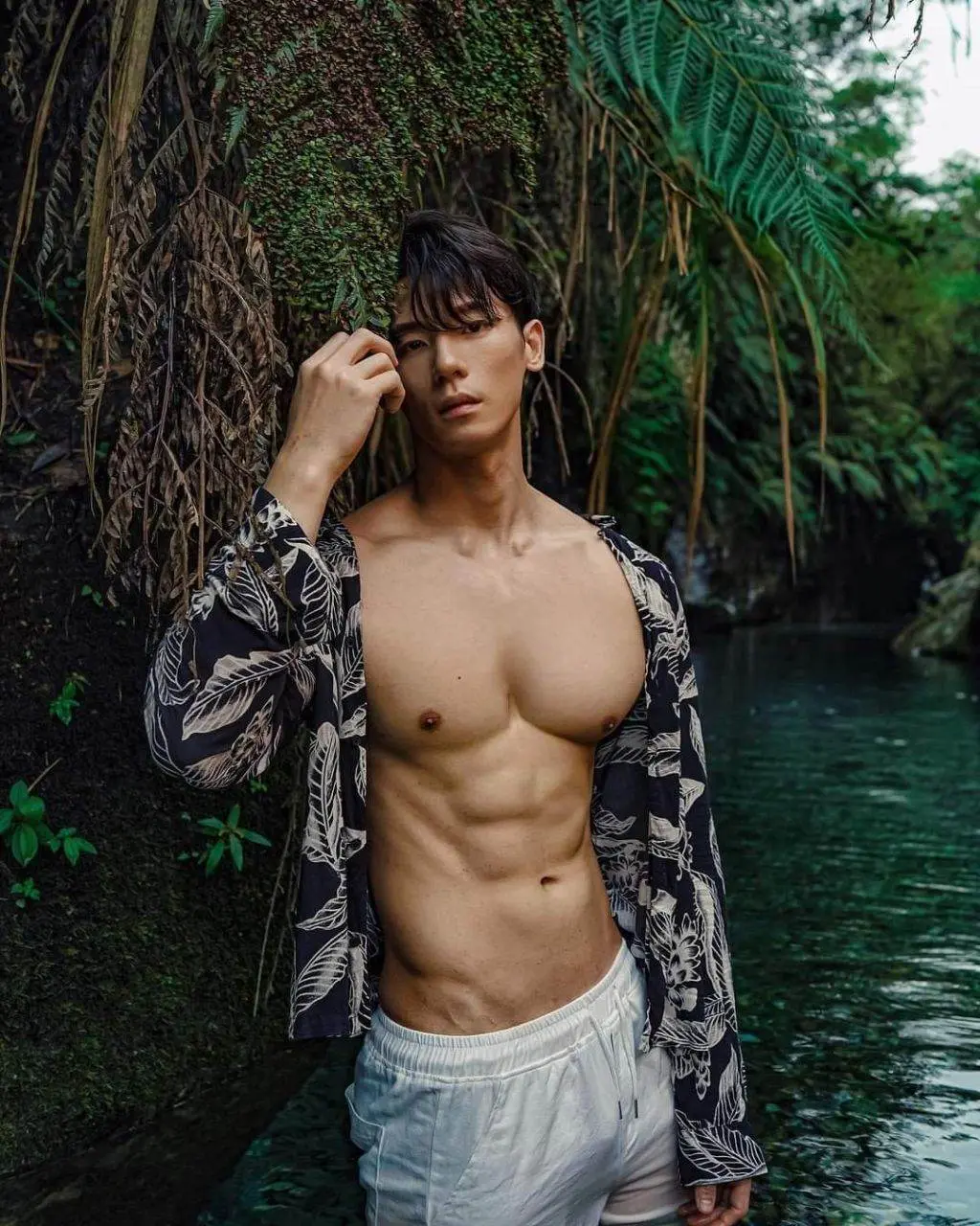 คลั่งเรือนกายชายหนุ่ม41