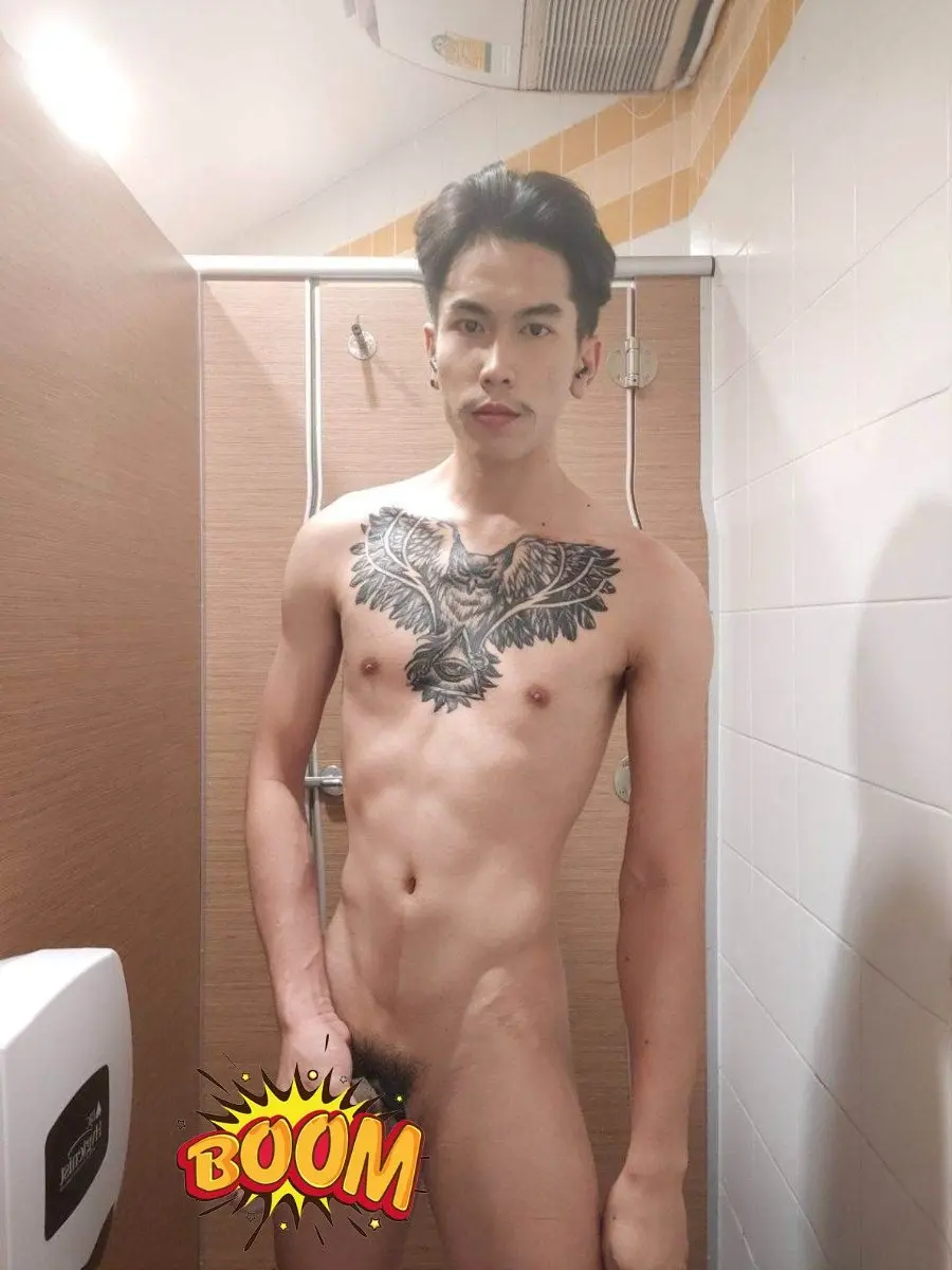 คลั่งเรือนกายชายหนุ่ม45
