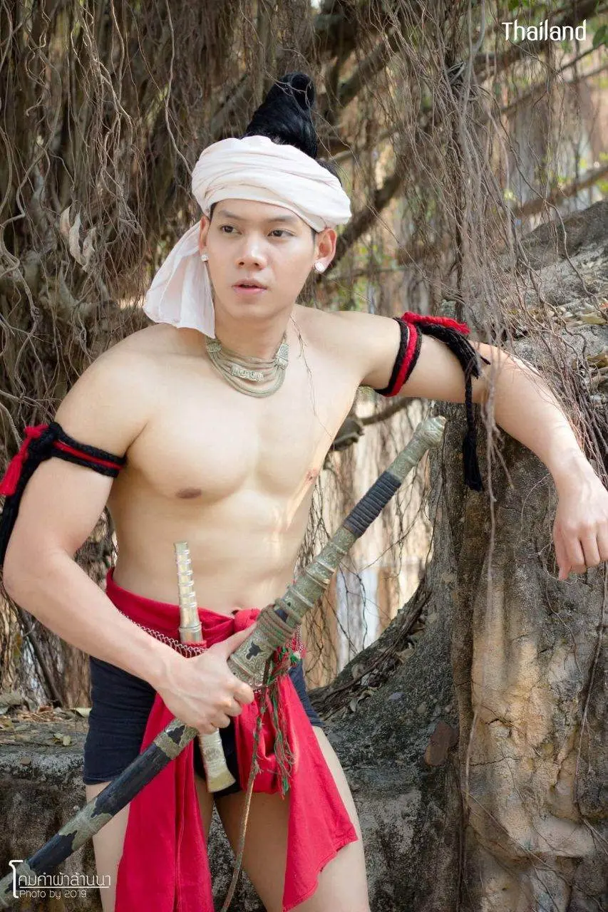 Lanna guy in traditional costume | THAILAND 🇹🇭