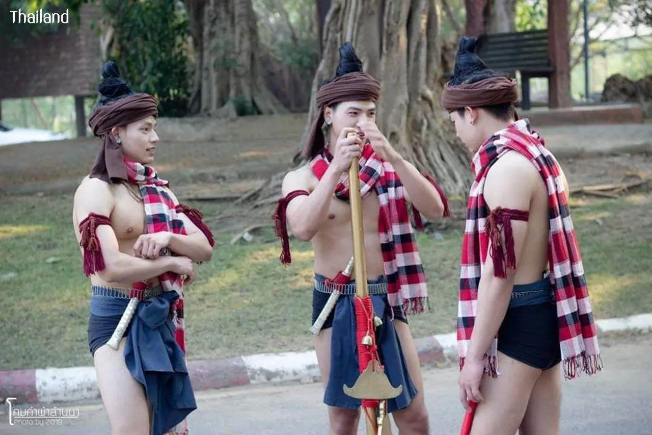 Lanna guy in traditional costume | THAILAND 🇹🇭