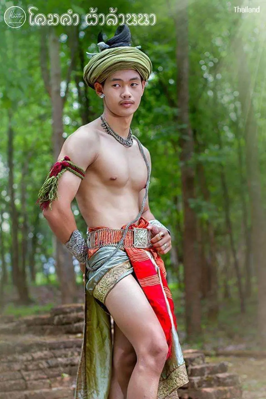 Lanna guy in traditional costume | THAILAND 🇹🇭