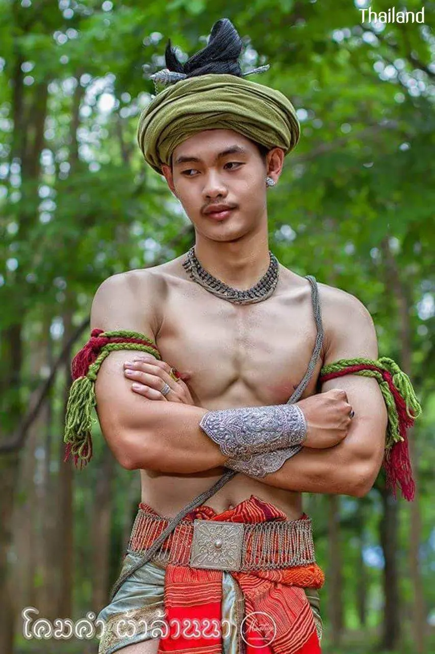 Lanna guy in traditional costume | THAILAND 🇹🇭