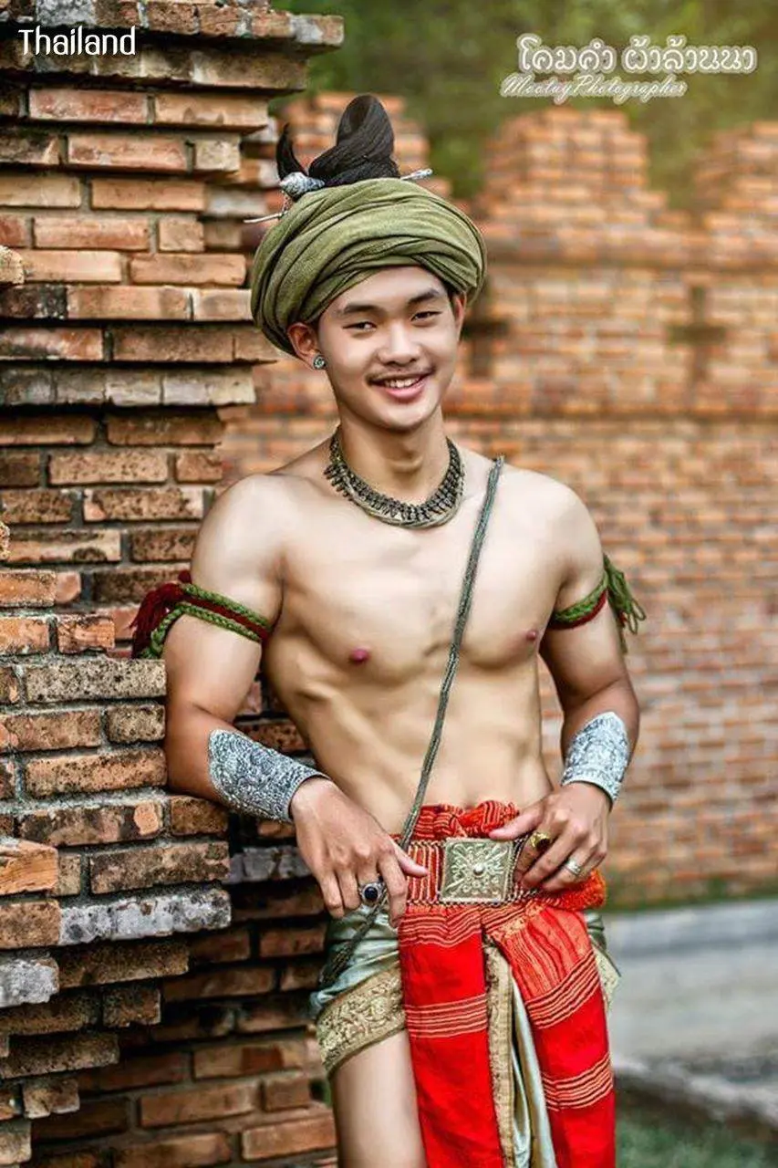 Lanna guy in traditional costume | THAILAND 🇹🇭