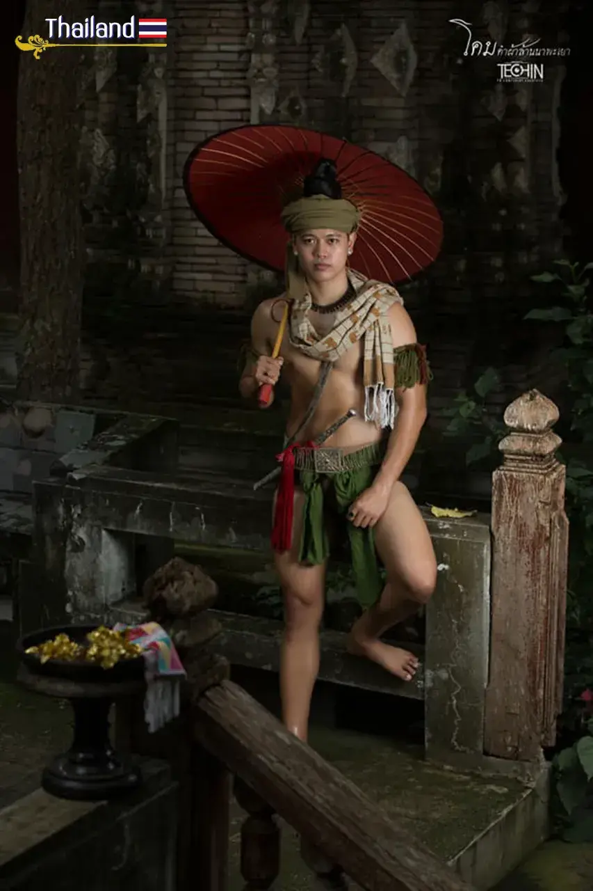 Lanna guy in traditional costume | THAILAND 🇹🇭