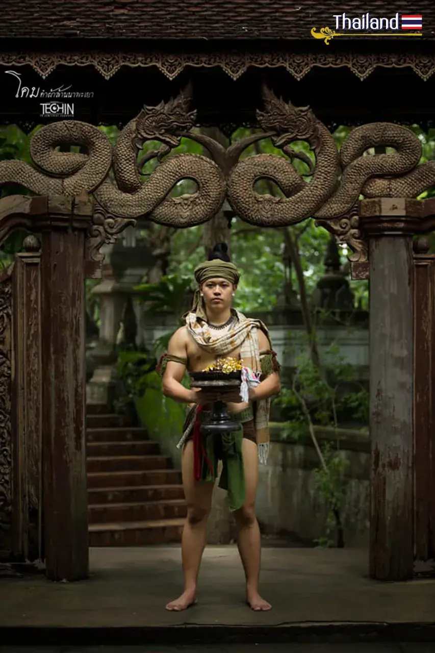 Lanna guy in traditional costume | THAILAND 🇹🇭