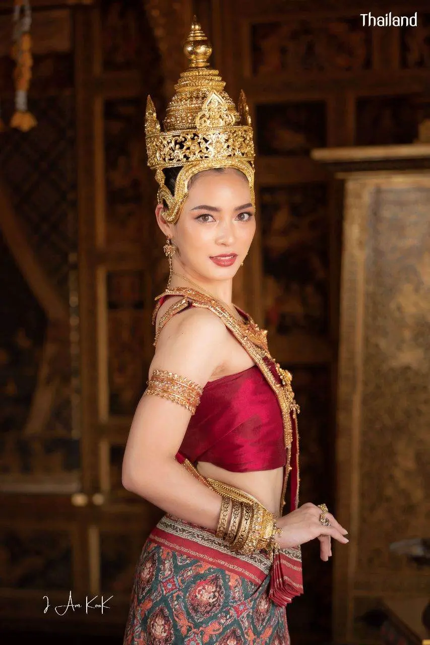 Thai royal dress in Ayutthaya kingdom | THAILAND 🇹🇭
