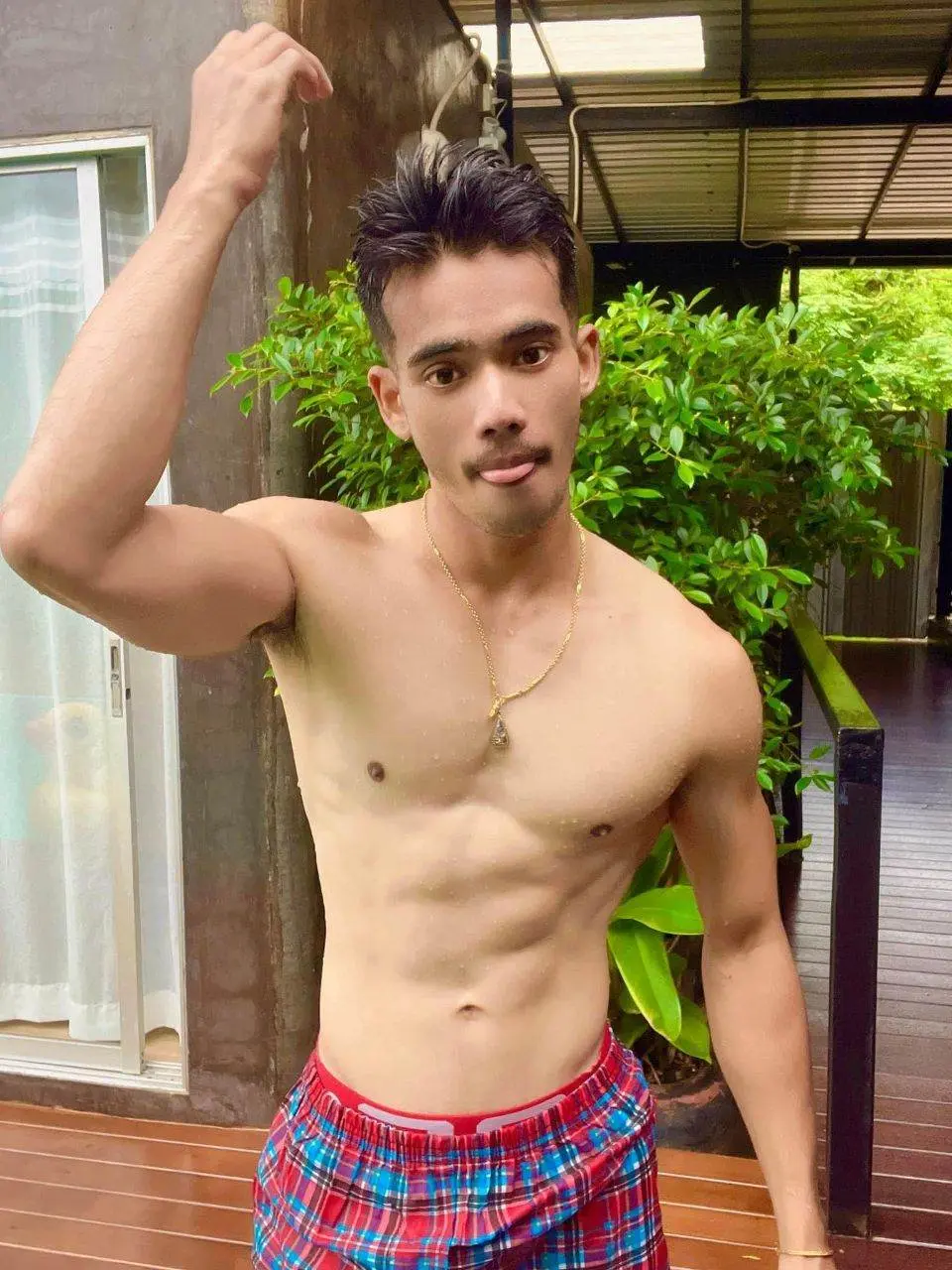 โนรูไม่ชุ่มฉ่ำเท่าในรู