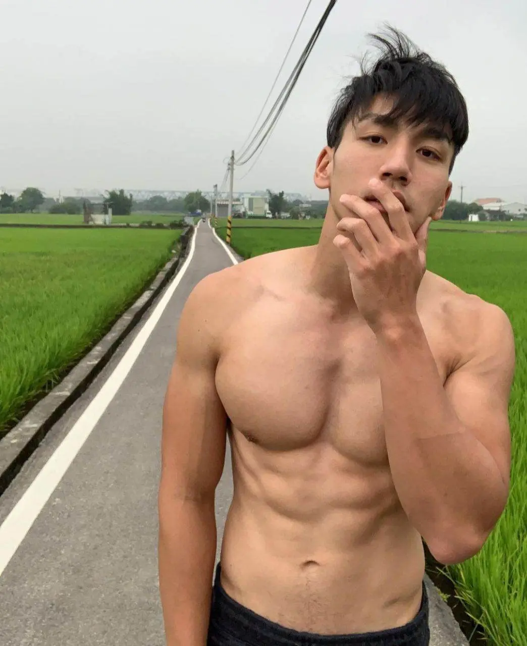 ผู้ชายชอบธรรมชาติ