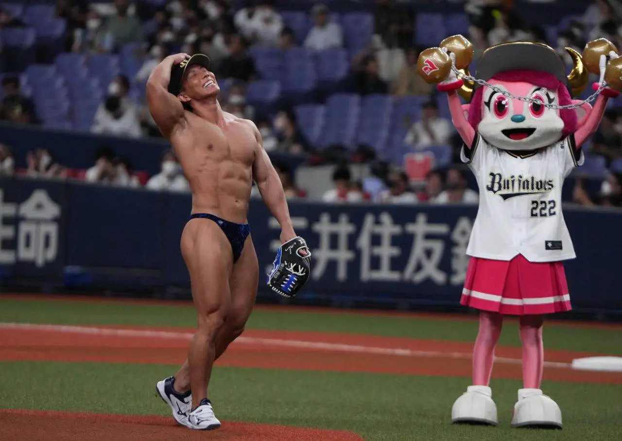 นักกีฬา Baseball โชว์