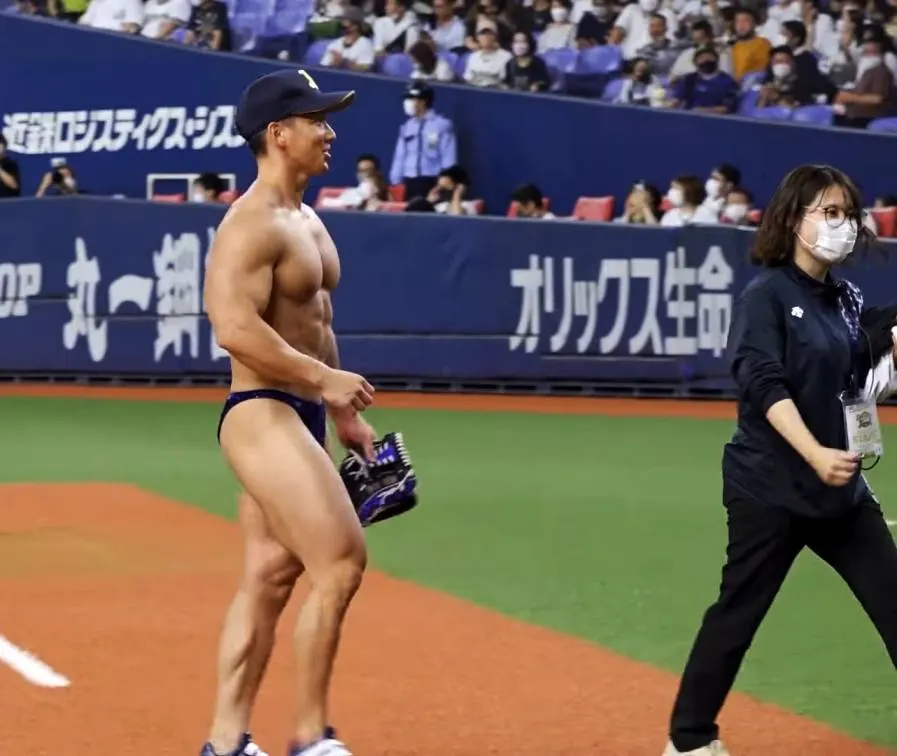 นักกีฬา Baseball โชว์
