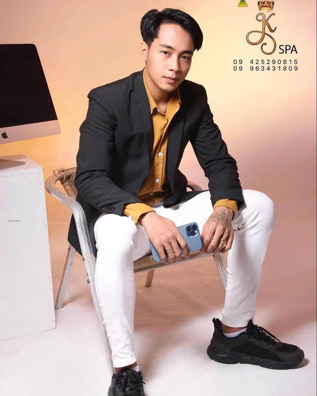 หนุ่มฮอต​