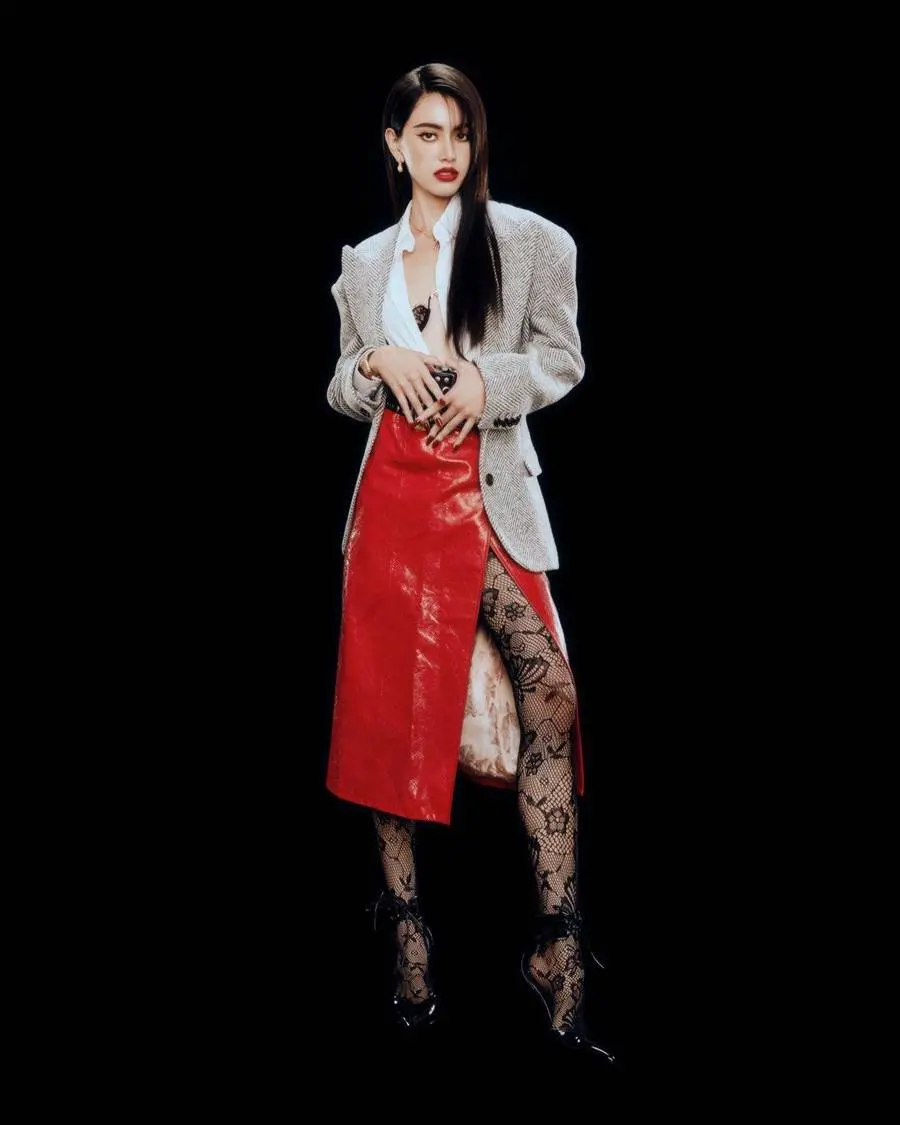 ใหม่ ดาวิกา @ L&rsquo;Officiel Malaysia September 2022