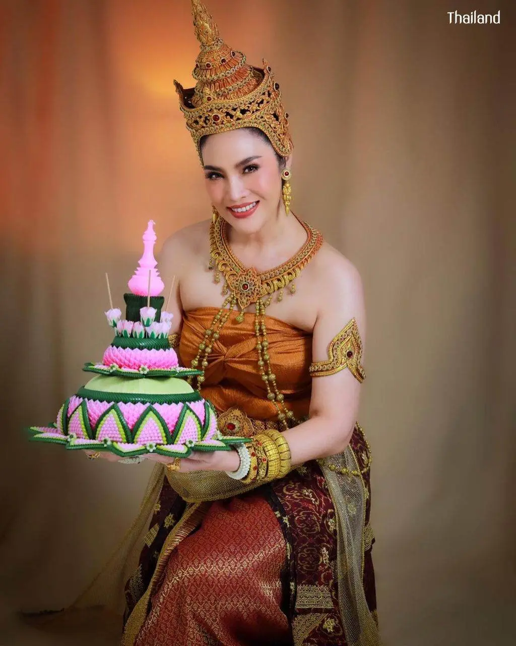 THAILAND 🇹🇭 | Nang Noppamas in Loy Krathong Festival