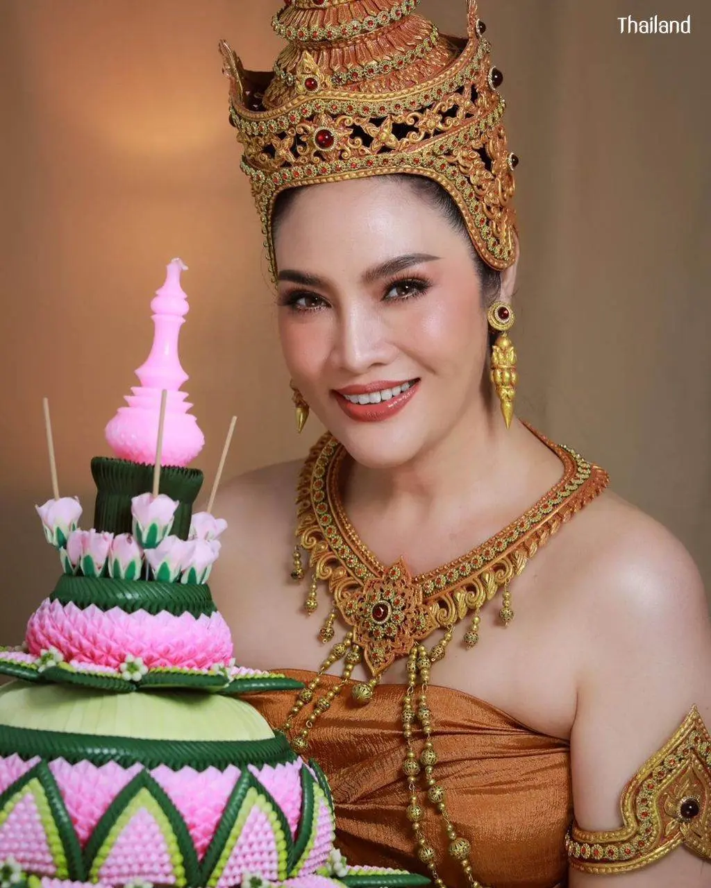 THAILAND 🇹🇭 | Nang Noppamas in Loy Krathong Festival