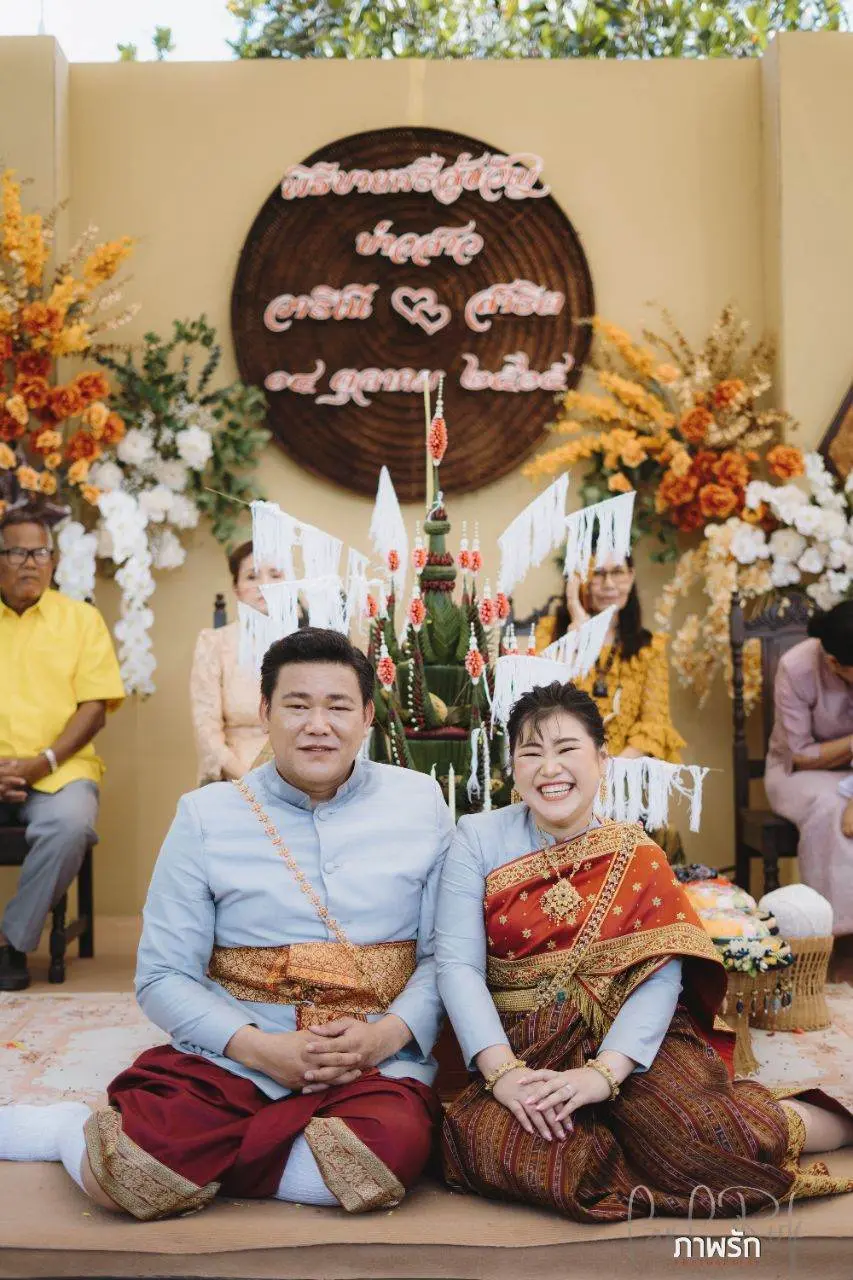 THAILAND 🇹🇭 | งานกินดอง (งานแต่งงานอีสาน)