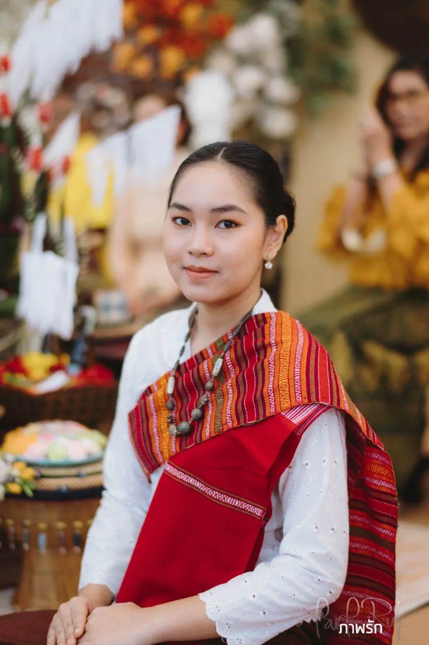 THAILAND 🇹🇭 | งานกินดอง (งานแต่งงานอีสาน)
