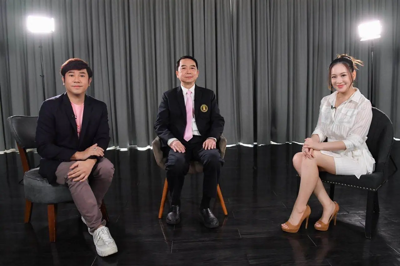 ศิษย์เก่าจุฬาฯ ผ่าแนวคิดช่วยคนไทย ดิจิทัลแพลตฟอร์ม “กล่องรอดตาย” ใน “DNA TALK”