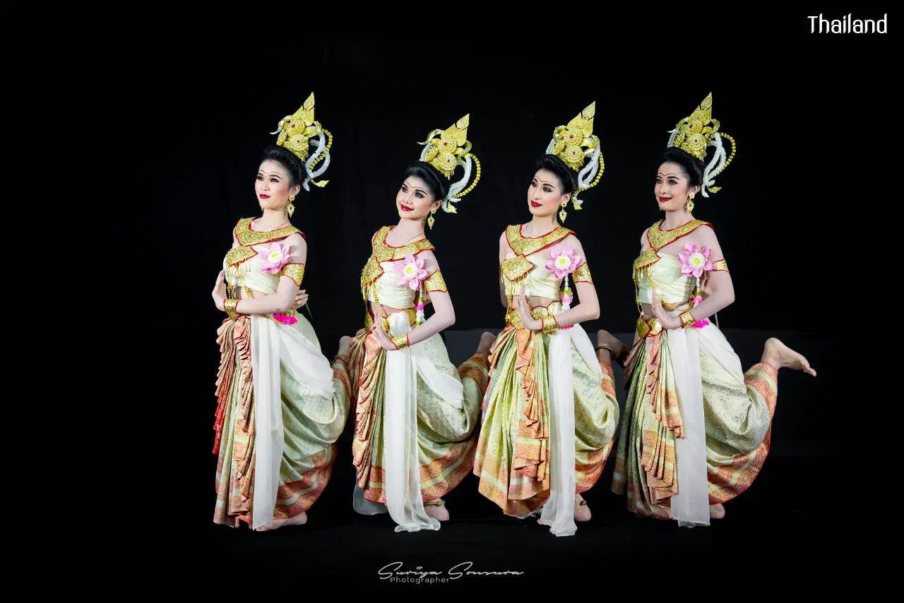 THAILAND ðđð | Creative Classical Thai Dance 23 "āļ§āļīāļāļīāļāļĢāļāļĪāļāļĒāļēāļĄāļāļāļĢāļēāļ§āļāļąāļĄāļĢāļļāļ"