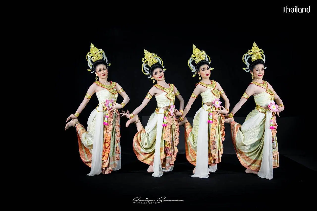 THAILAND ðđð | Creative Classical Thai Dance 23 "āļ§āļīāļāļīāļāļĢāļāļĪāļāļĒāļēāļĄāļāļāļĢāļēāļ§āļāļąāļĄāļĢāļļāļ"