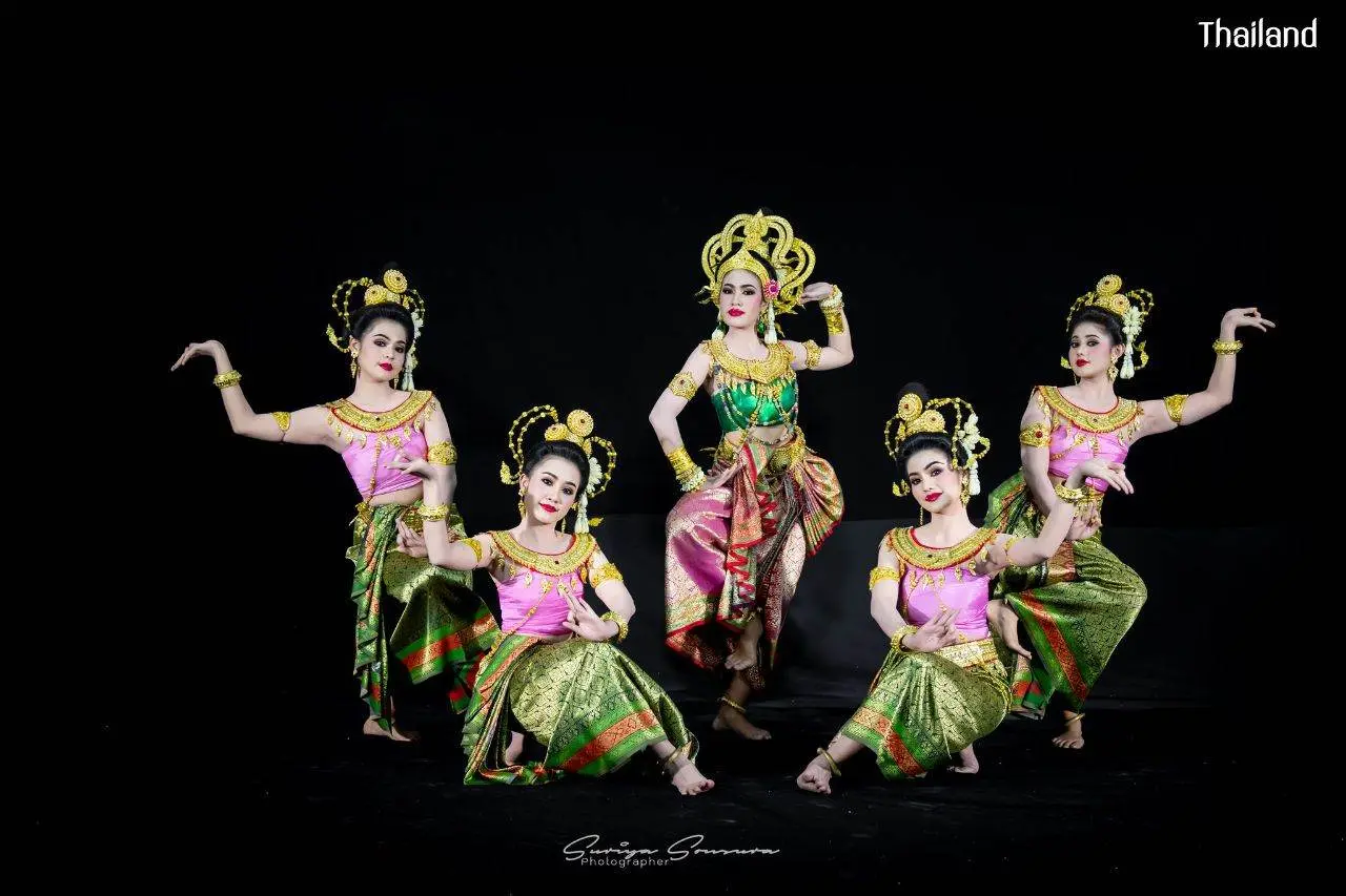 THAILAND ðđð | Creative Classical Thai Dance 23 "āļ§āļīāļāļīāļāļĢāļāļĪāļāļĒāļēāļĄāļāļāļĢāļēāļ§āļāļąāļĄāļĢāļļāļ"