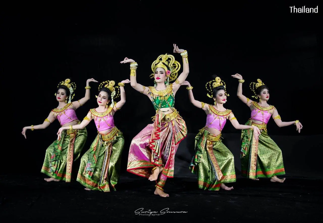 THAILAND ðđð | Creative Classical Thai Dance 23 "āļ§āļīāļāļīāļāļĢāļāļĪāļāļĒāļēāļĄāļāļāļĢāļēāļ§āļāļąāļĄāļĢāļļāļ"