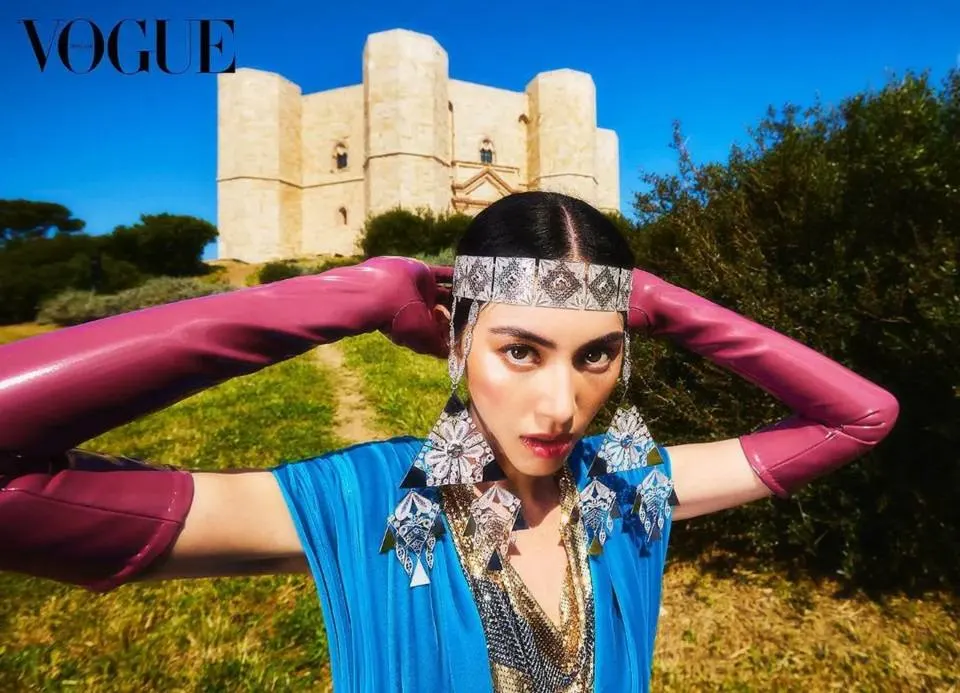 ใหม่-ดาวิกา @ VOGUE Thailand October 2022