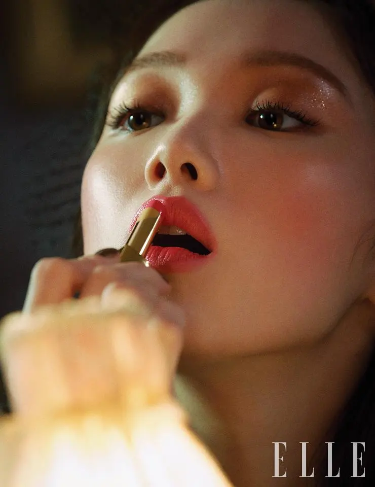 Lee Sung Kyung @ ELLE Korea November 2022