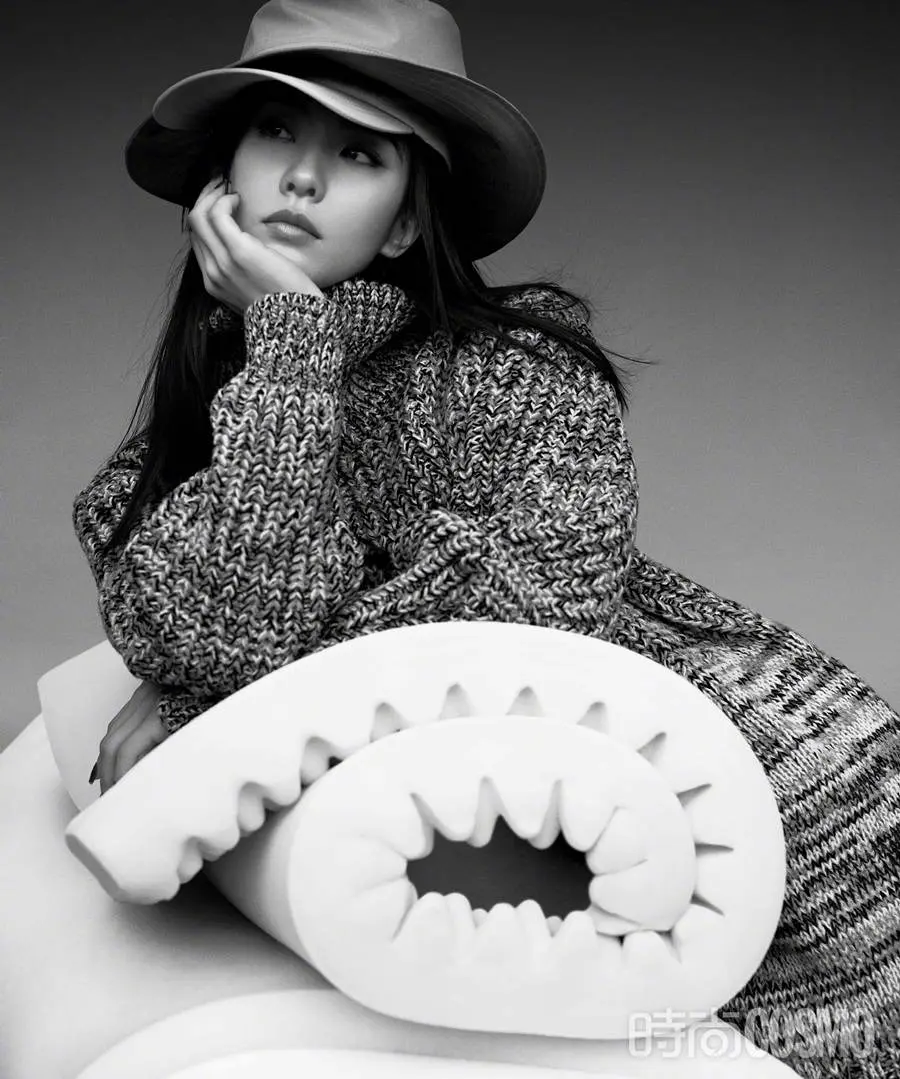 Liu Shishi @ Comsopolitan China November 2022