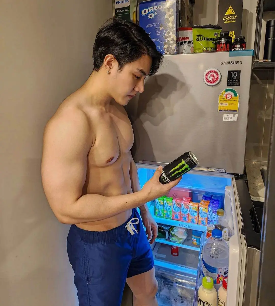 เปิดตู้เย็น