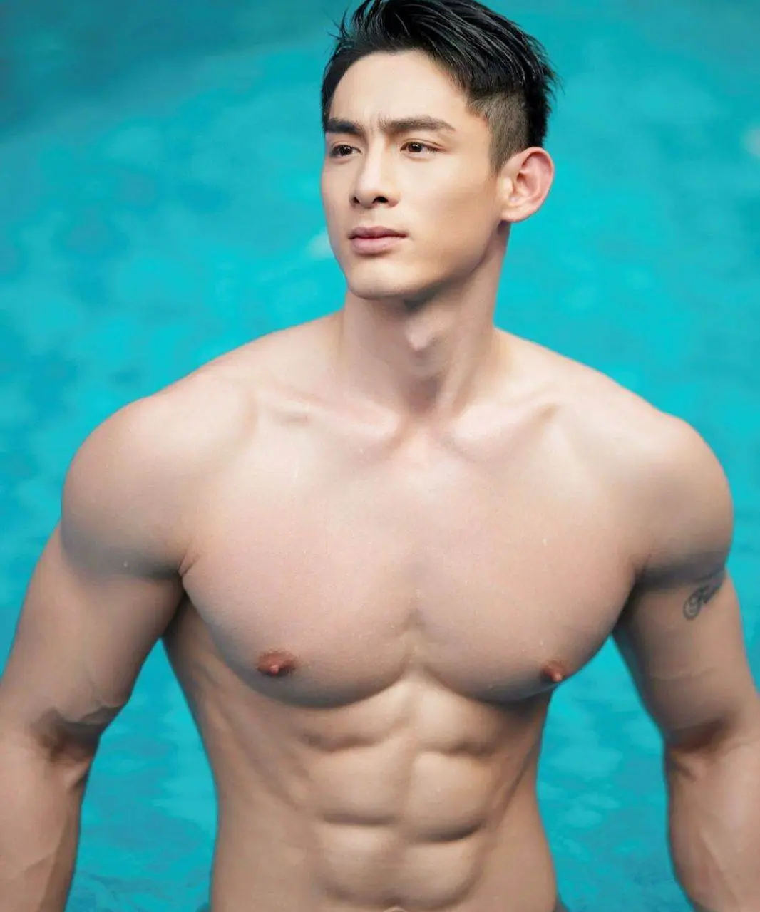 เที่ยงคืนยันเที่ยงวัน ซี๊ดตะบี้ตะบันให้ส่างเมา..อิอิ