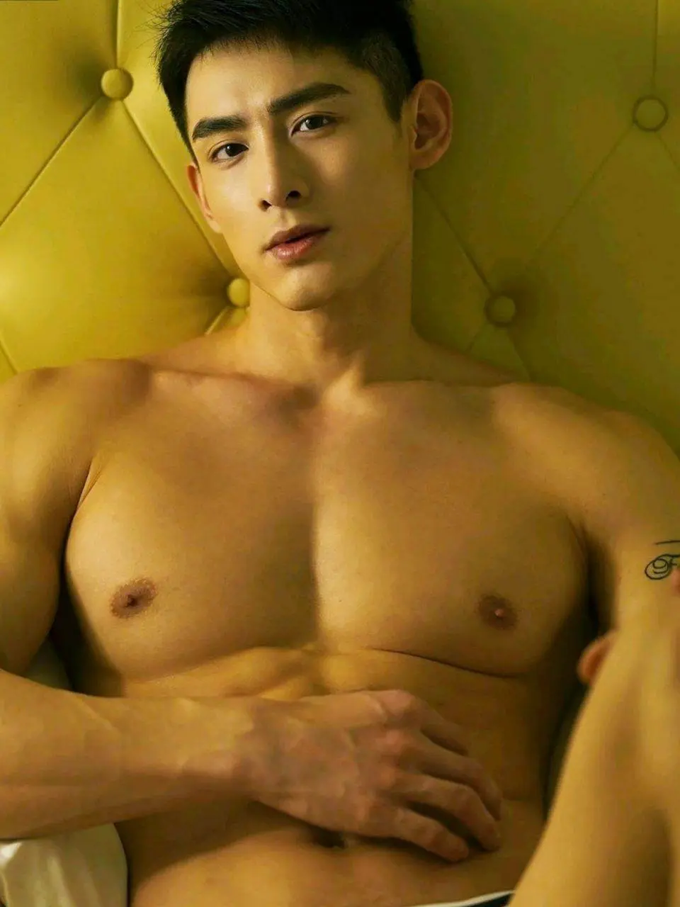 เที่ยงคืนยันเที่ยงวัน ซี๊ดตะบี้ตะบันให้ส่างเมา..อิอิ