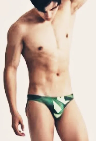 เห็นเขาลุกไปเข้าห้องน้ำเป็นต้องเดินตามไปกระหน่ำทุกที..อิอิ