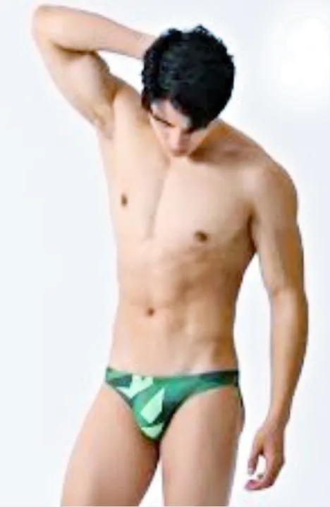 เห็นเขาลุกไปเข้าห้องน้ำเป็นต้องเดินตามไปกระหน่ำทุกที..อิอิ
