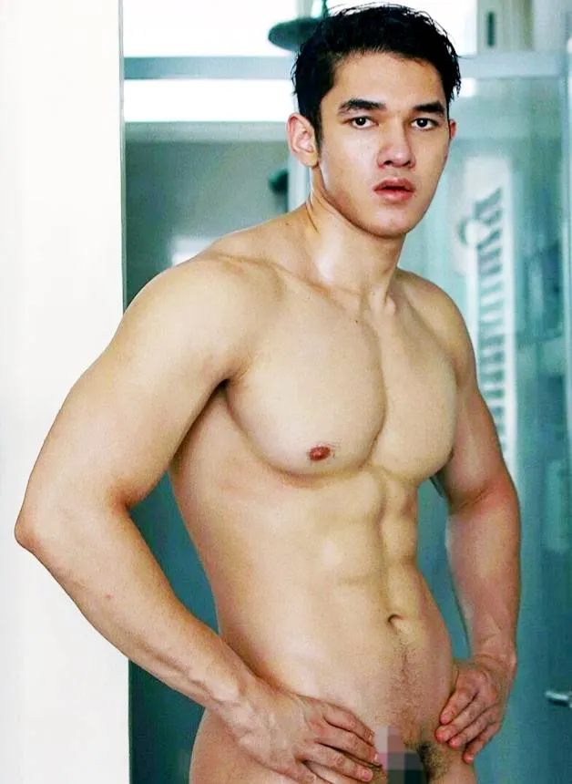 นอนแช่น้ำอยู่ในอ่างก็ยังทำให้เขาร้องครางได้..อิอิ