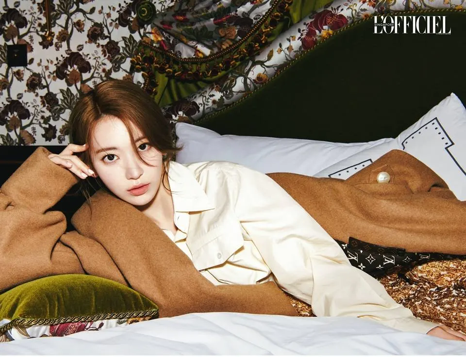 (LE SSERAFIM) Sakura @ L'Officiel Singapore October 2022