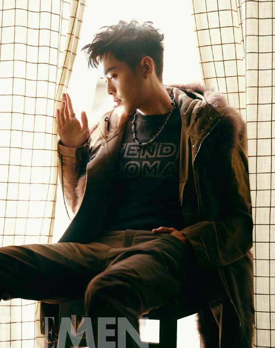 Zhang Ruoyun @ ELLEMEN China November 2022
