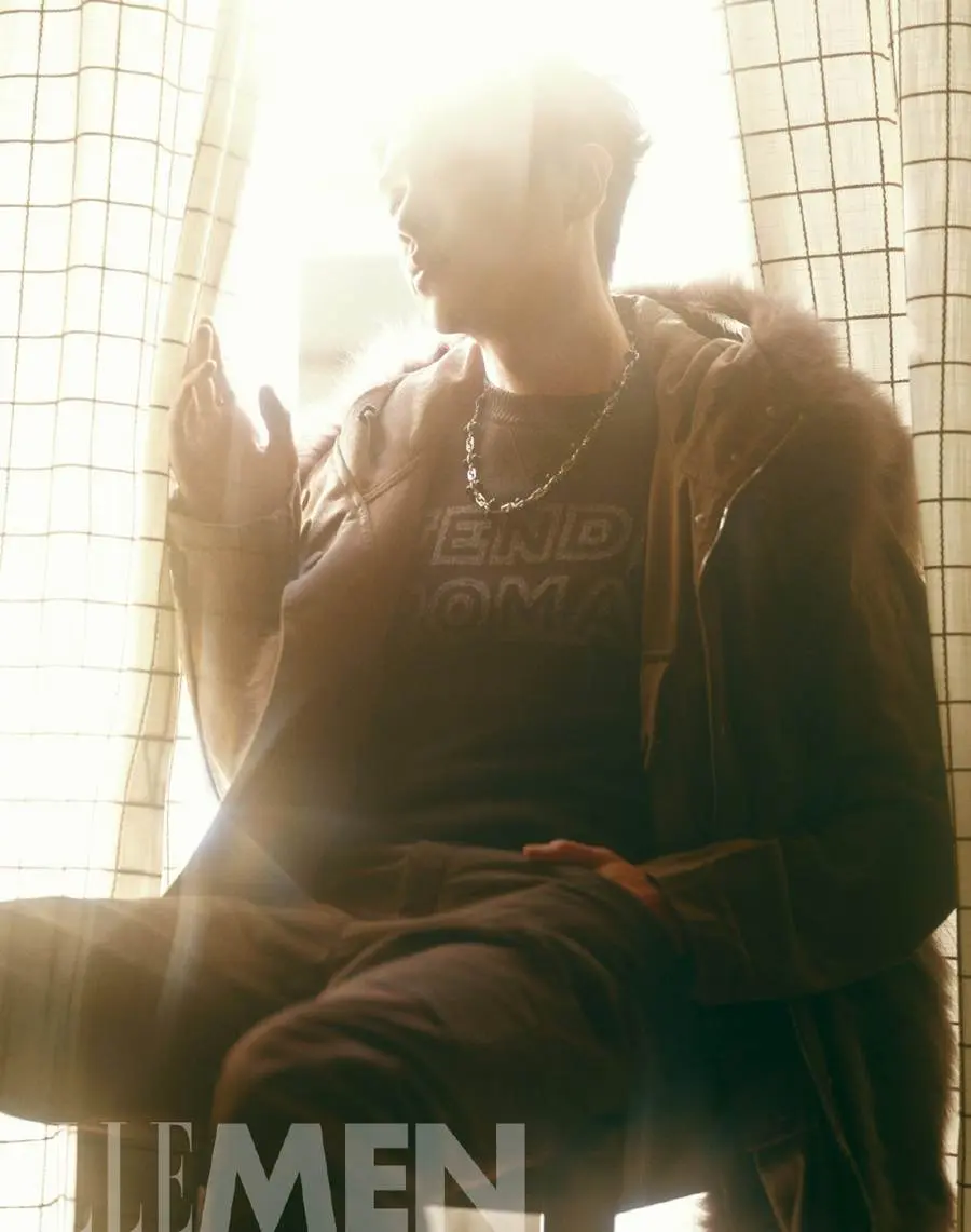 Zhang Ruoyun @ ELLEMEN China November 2022