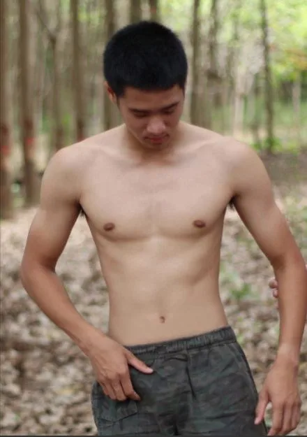 ส่องหนุ่ม 4